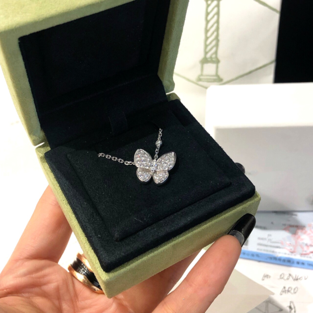 VСI满钻蝴蝶项链 女纯银925镀18K金蝴蝶结锁骨链白金钻石四叶草
