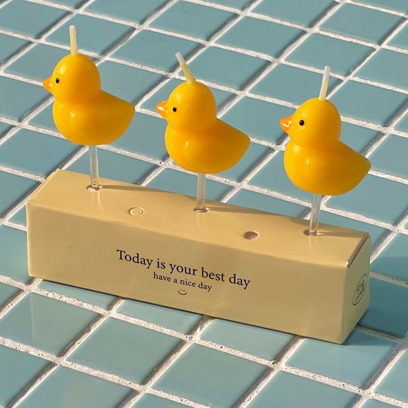 ins韩国小黄鸭蜡烛生日蛋糕装饰派对道具可爱卡通插件烘焙蛋糕店,节庆用品/礼品,蜡烛,淘宝优惠券,粉丝福利购,淘宝优惠卷