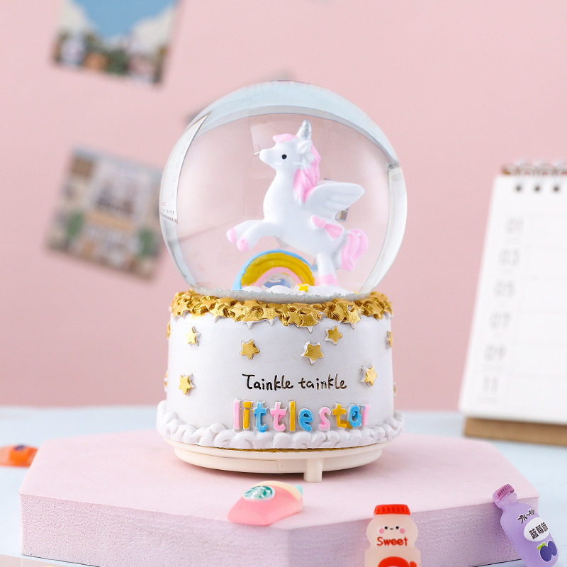 厂家直供多款独角兽浪漫情侣发光水晶球音乐盒雪花彩灯八音盒摆件,玩具/童车/益智/积木/模型,八音盒/音乐盒,淘宝优惠券,粉丝福利购,淘宝优惠卷
