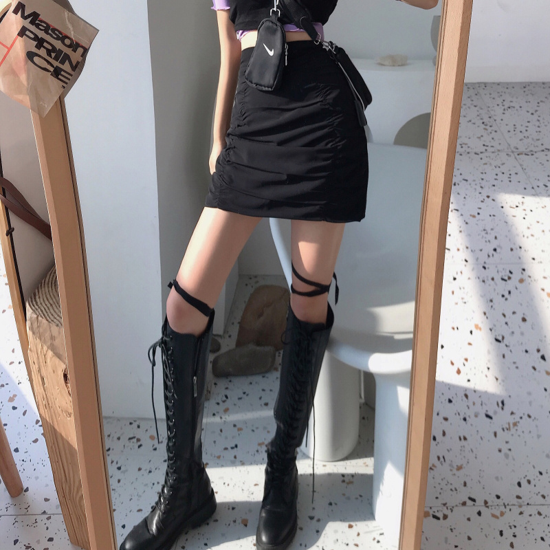 Sweet girl's new wrinkled high waist skirt