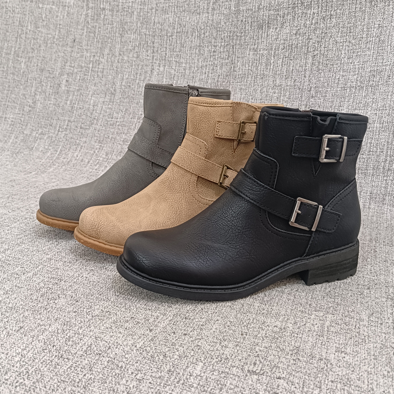 英伦休闲短靴大码女鞋切尔西