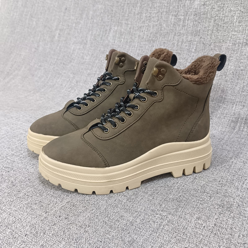 大码女鞋短靴外贸老爹鞋