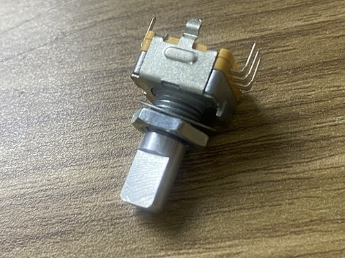 全新库存升威EC11 带步进20点 编码器 带开关 柄含螺纹长15MMF