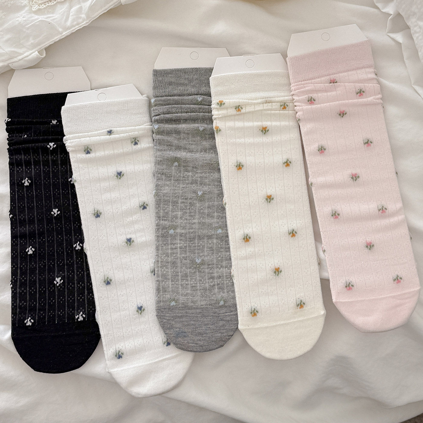 可爱日韩系中筒堆堆袜女小碎花清新女袜春夏季薄款无骨桑蚕丝女袜