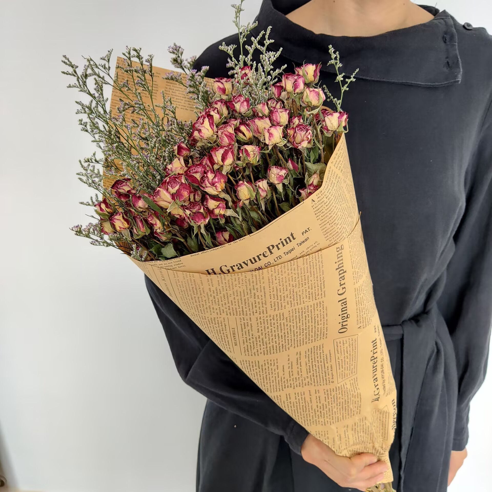 复古玫瑰干花束送女生七夕情人节礼物雏菊满天星真花永生花拍照