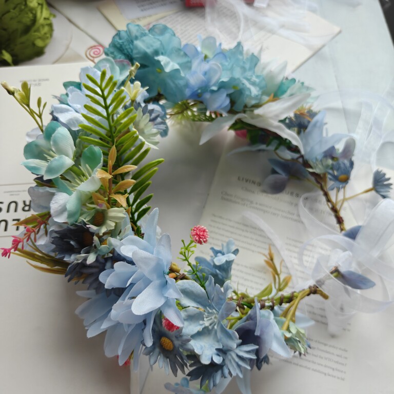 森系仿真蓝色花朵花环头饰拍照