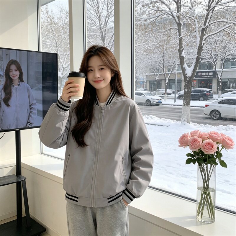 美式复古棒球服外套女春秋2026新款宽松爆款ins潮飞行员夹克上衣图片