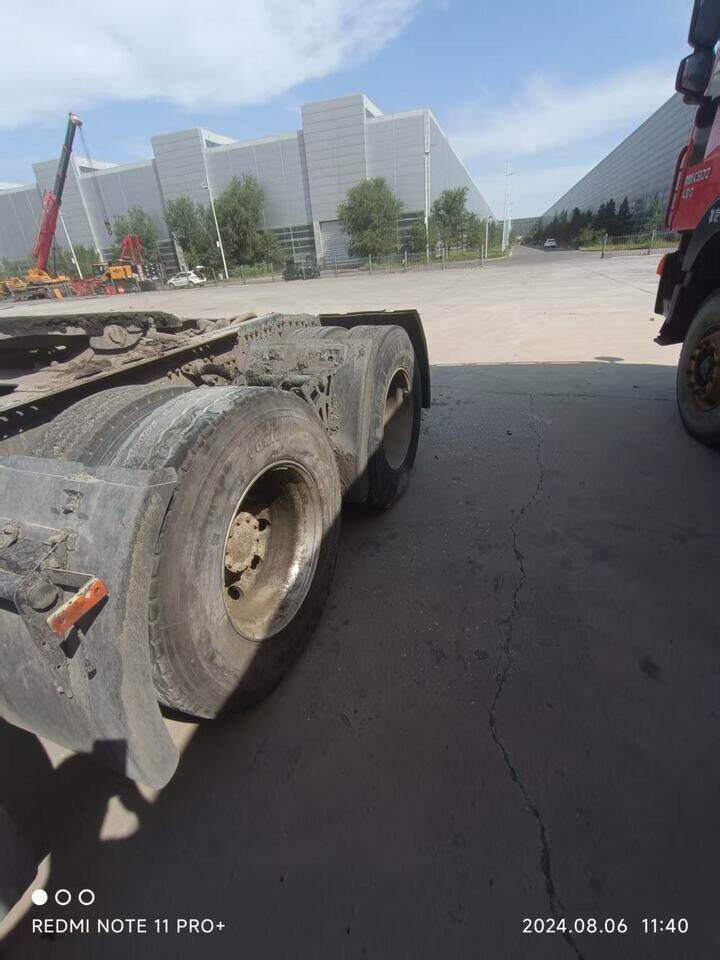 3月8日乌鲁木齐车牌号为新C27808三一牌重型半挂牵引车网络拍卖公告