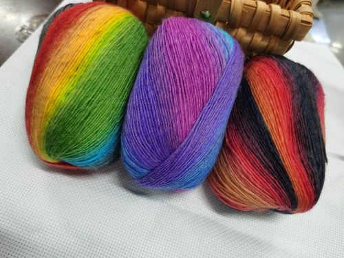 羊毛段染毛线披肩线，钩针线