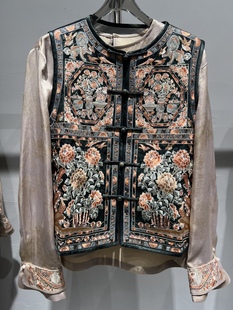 重工刺绣花朵醋酸马甲女圆领盘扣中式 2025年新款 叠穿贵气背心外搭