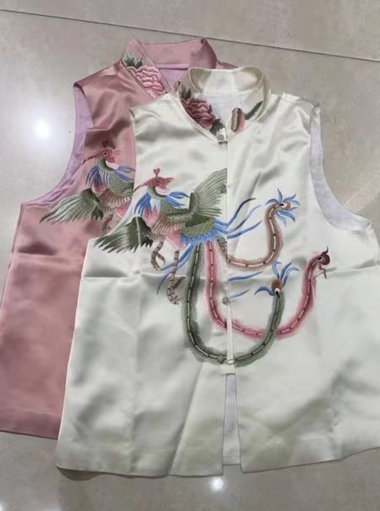 中国外套2022刺绣马甲背心复古