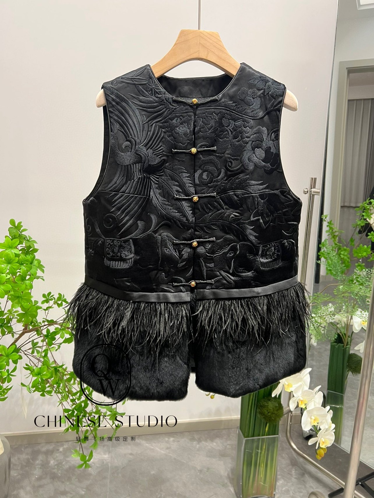 新中式中国风盘扣无袖上衣黑色提花羽毛马甲背心女外穿秋冬季新款