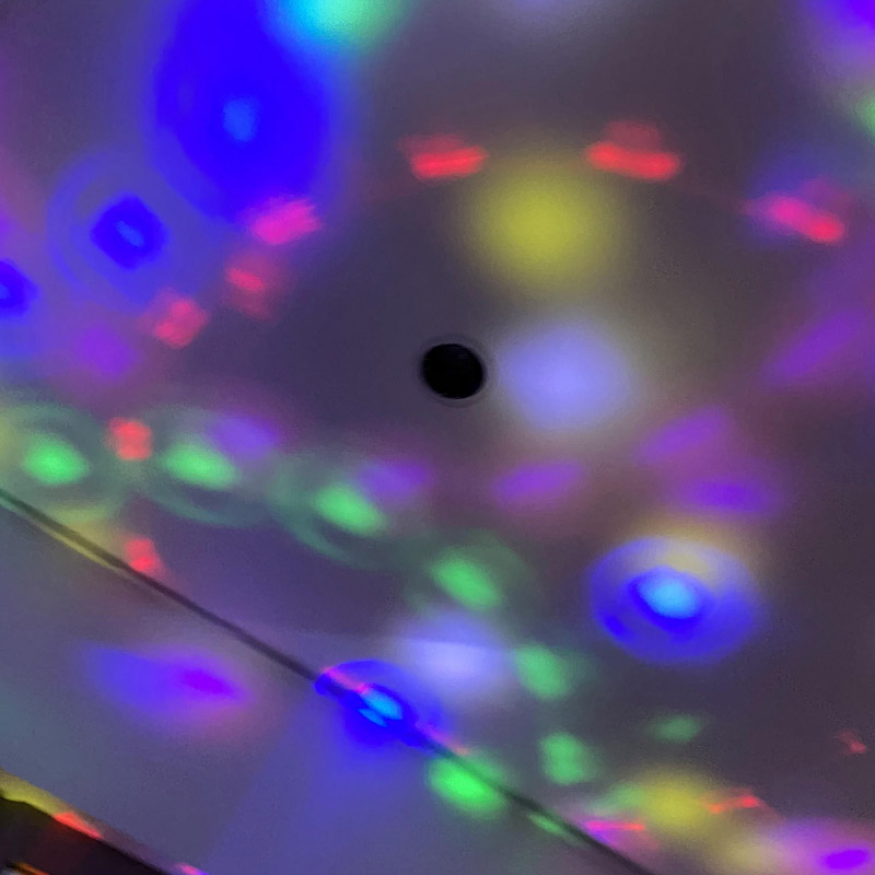 LED舞台灯跳舞带蓝牙音响家庭酒吧七彩闪光KTV旋转水晶魔球DJ