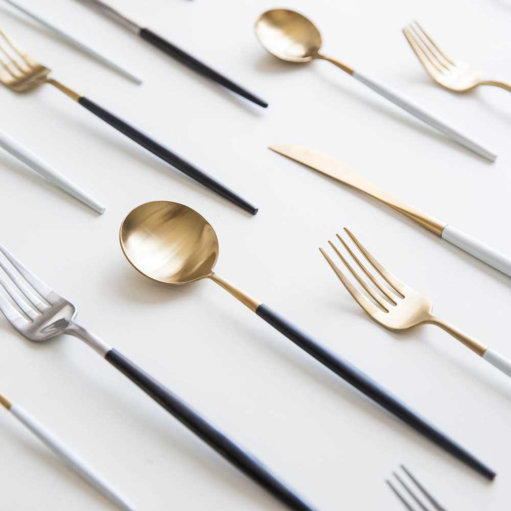 摩登主妇黑金刀叉勺北欧不锈钢牛排刀叉子勺盘子家用西餐餐具套装