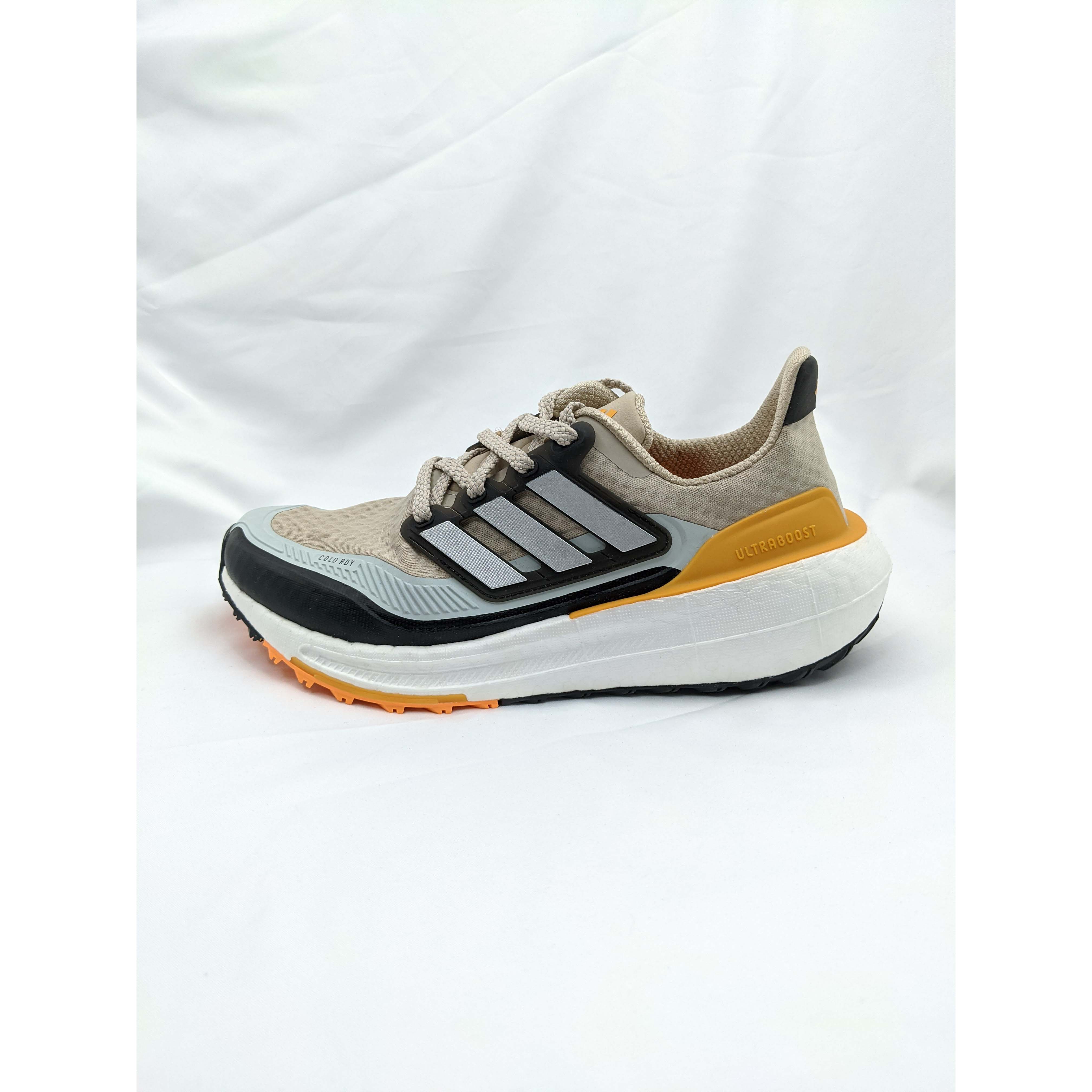 adidas UltraBoost Light Cold.RDY 2.0 男综合训练跑步鞋 IE1674