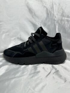 酷动城 ADIDAS NITE JOGGER 三叶草 女子大童黑武士休闲鞋 DB2807