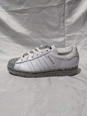 三叶草 ADIDAS SUPERSTAR W 女子经典贝壳头休闲鞋滑板鞋 FY1588
