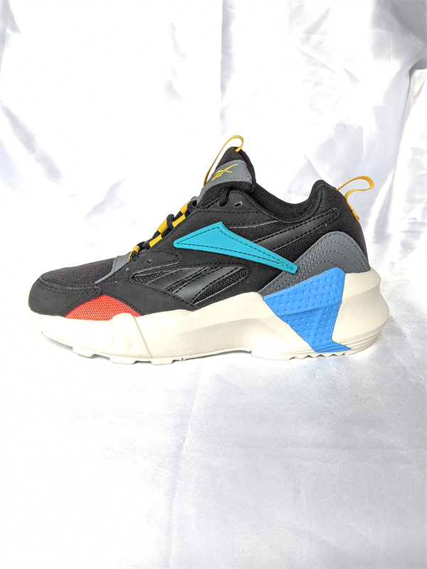 锐步 Reebok AZTREK DOUBLE NU POPS女子经典复古慢跑鞋 DV8172