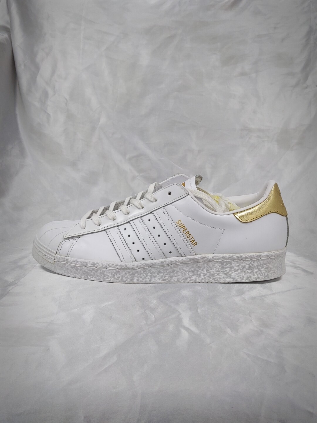 三叶草 ADIDAS SUPERSTAR 80s 男子小白鞋经典复古贝壳头 CG3617.