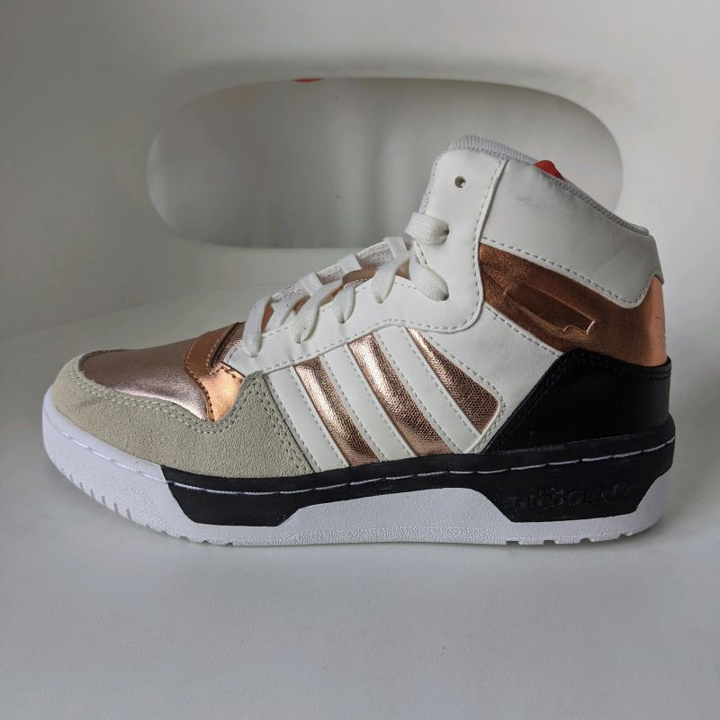绝版 三叶草 ADIDAS M ATTITUDE 大舌头女子高帮休闲板鞋 S79481