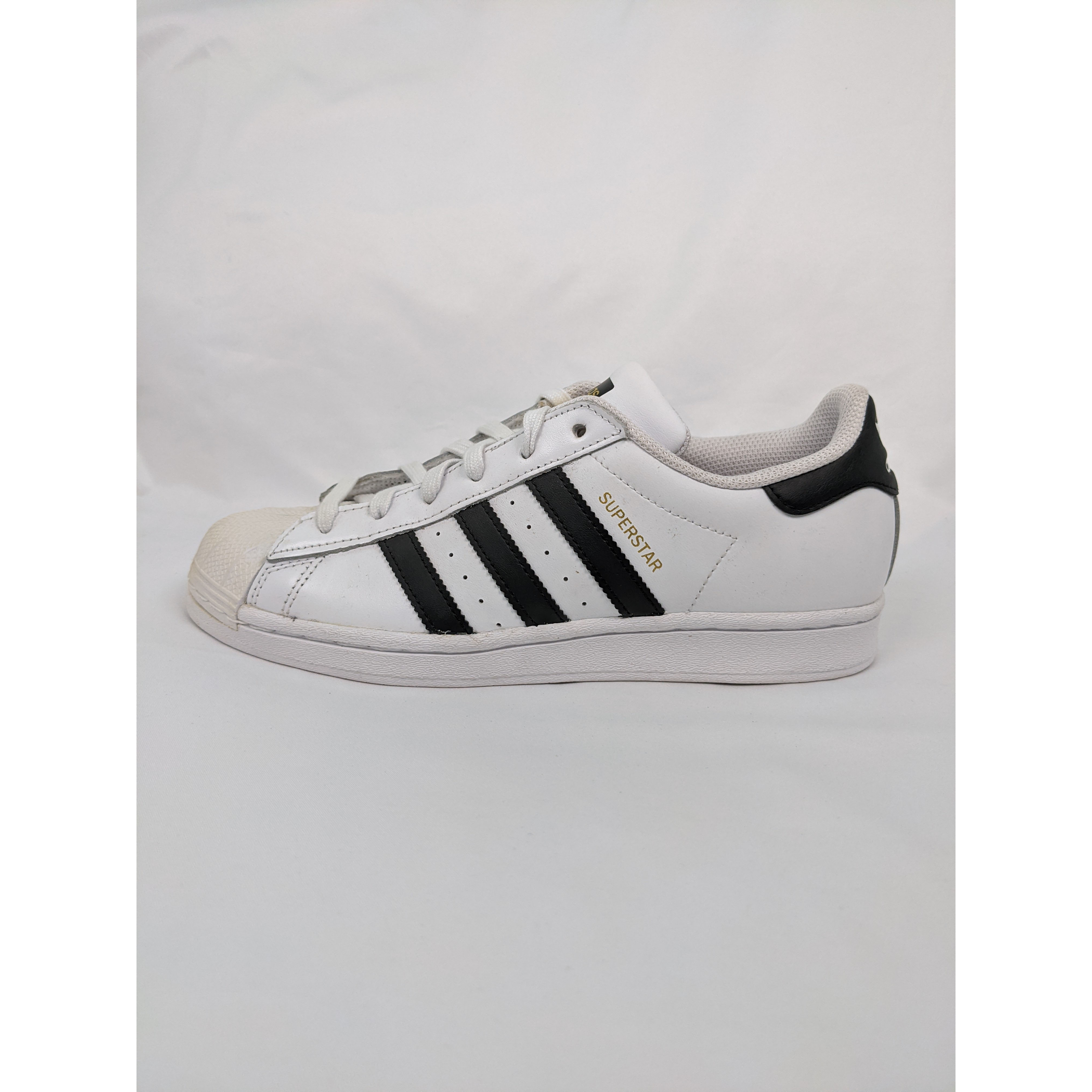 正品 adidas Superstar Vs Streetball 女子贝壳头 FU7712 有色差