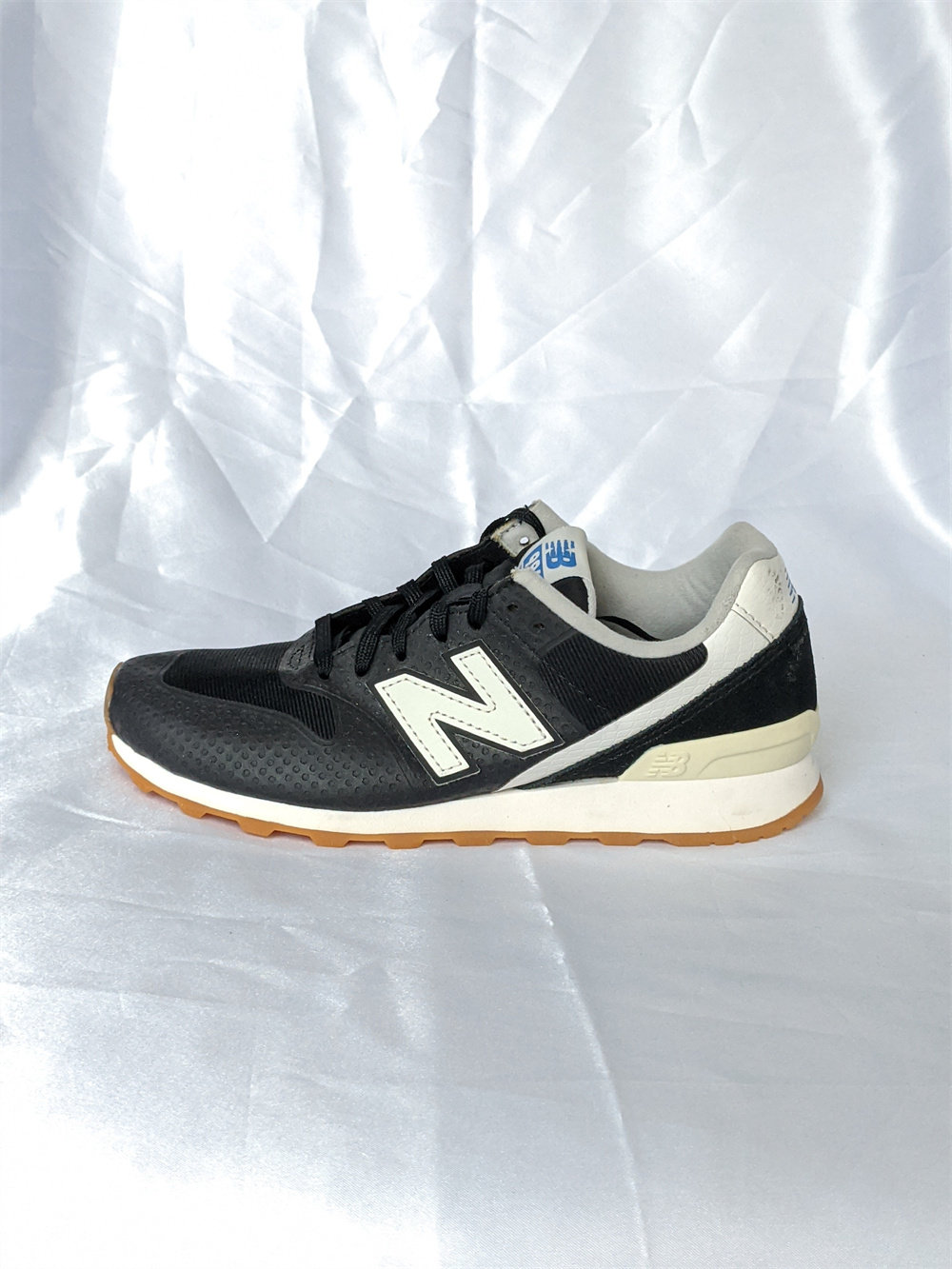 New Balance Classic Trainers 女子996经典休闲复古系列 WR996WF
