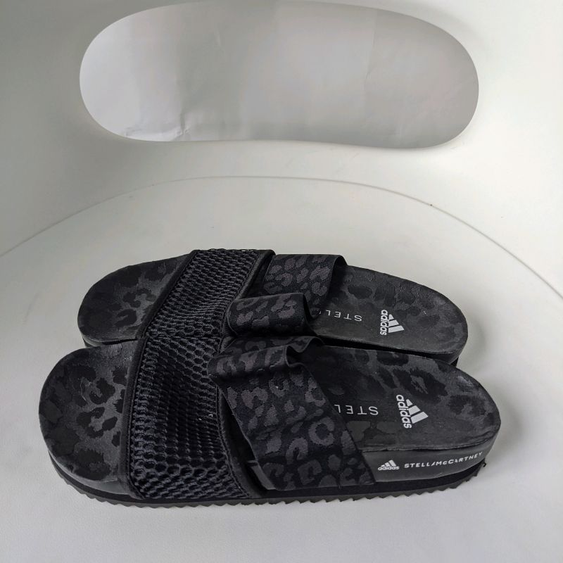 Adidas休闲沙滩女拖鞋休闲