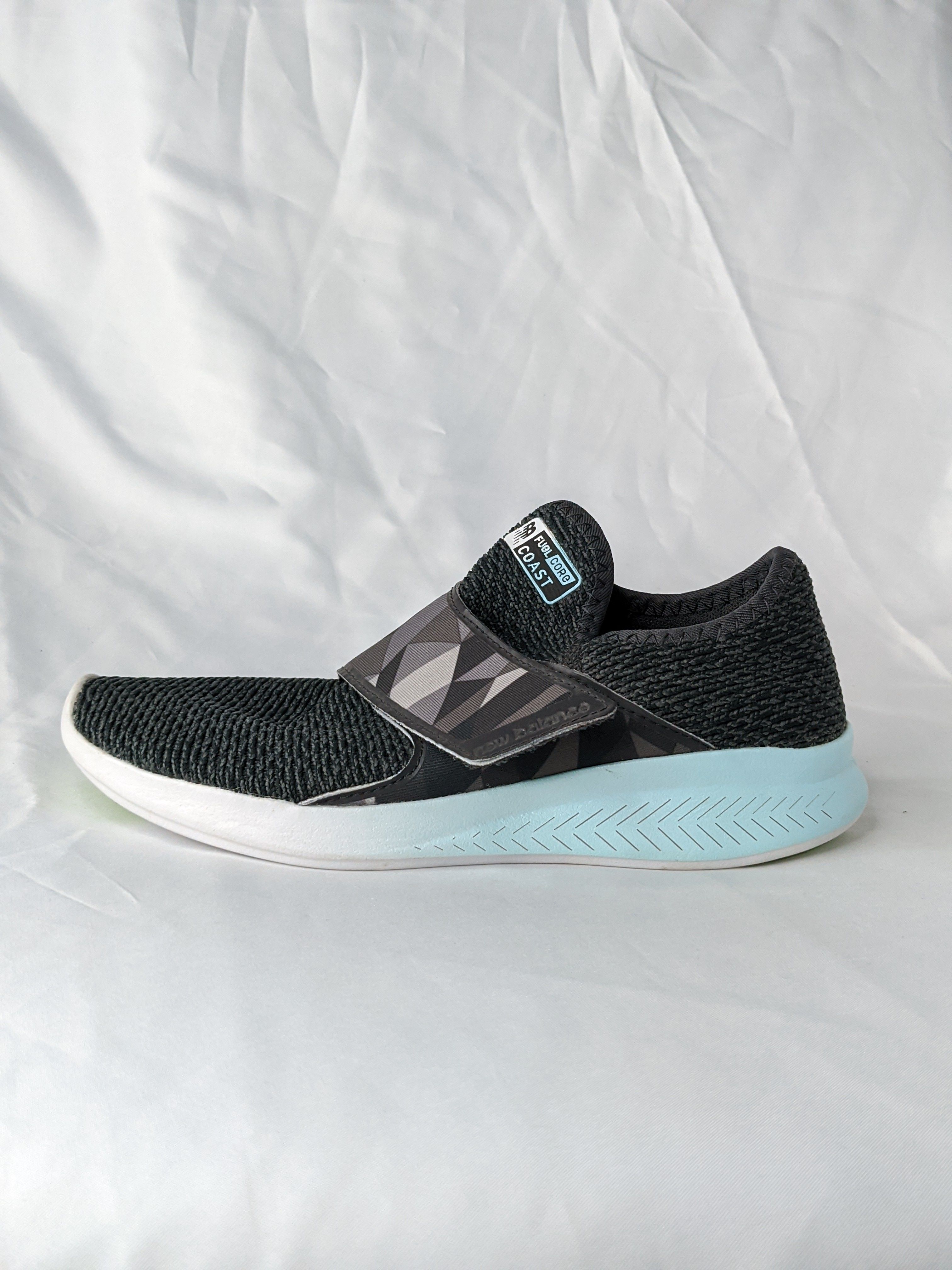 NEW BALANCE / NB 女子大童魔术贴休闲鞋跑步鞋 WCOASHI3