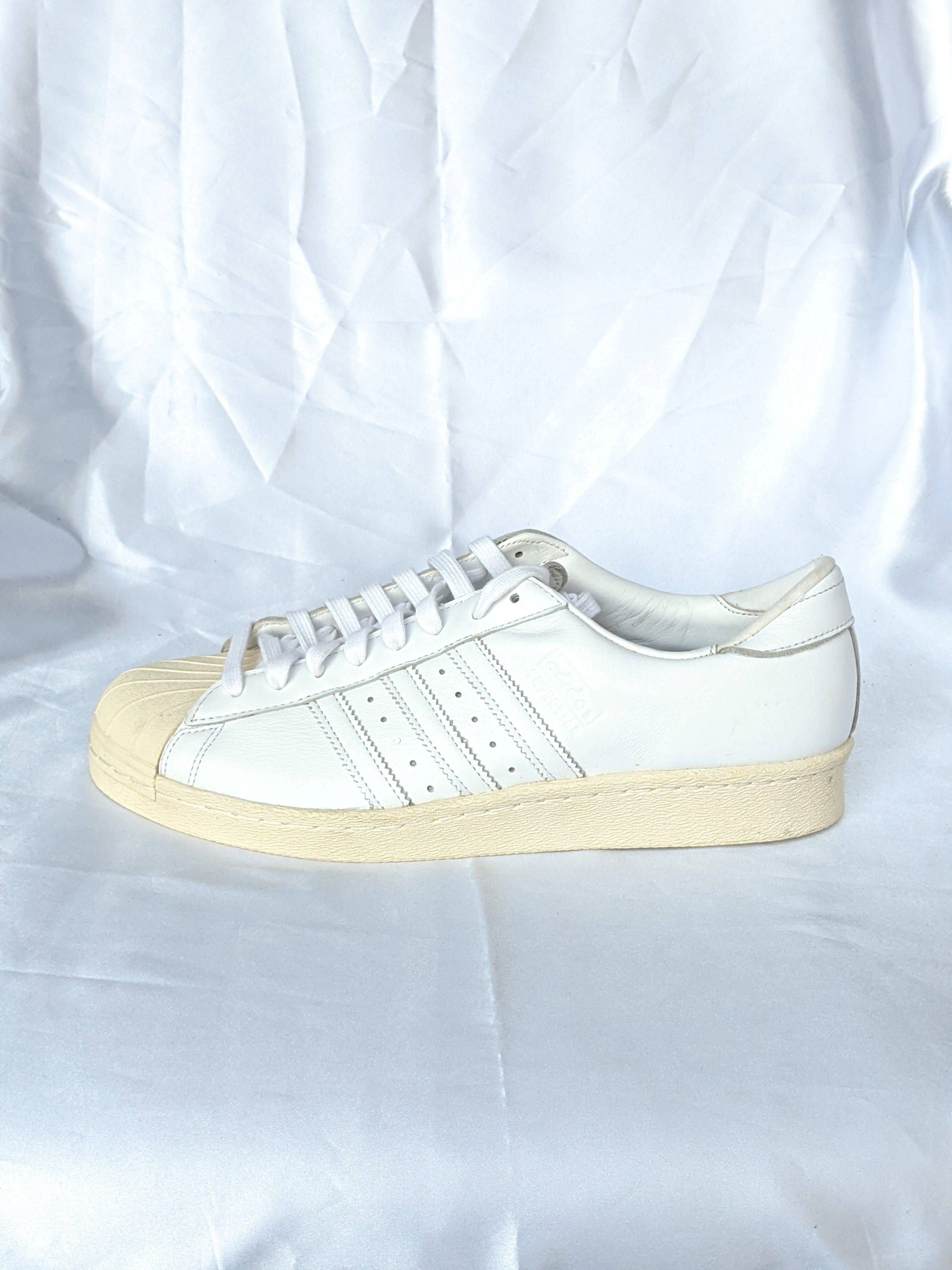 ADIDAS SUPERSTAR 80s RECON 女子经典贝壳头休闲鞋 EE7392 错码
