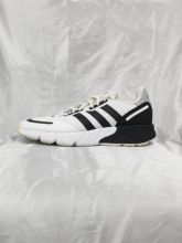 三叶草 ADIDAS ZK BOOST 男子熊猫配色跑步休闲鞋 FX6510 色差.