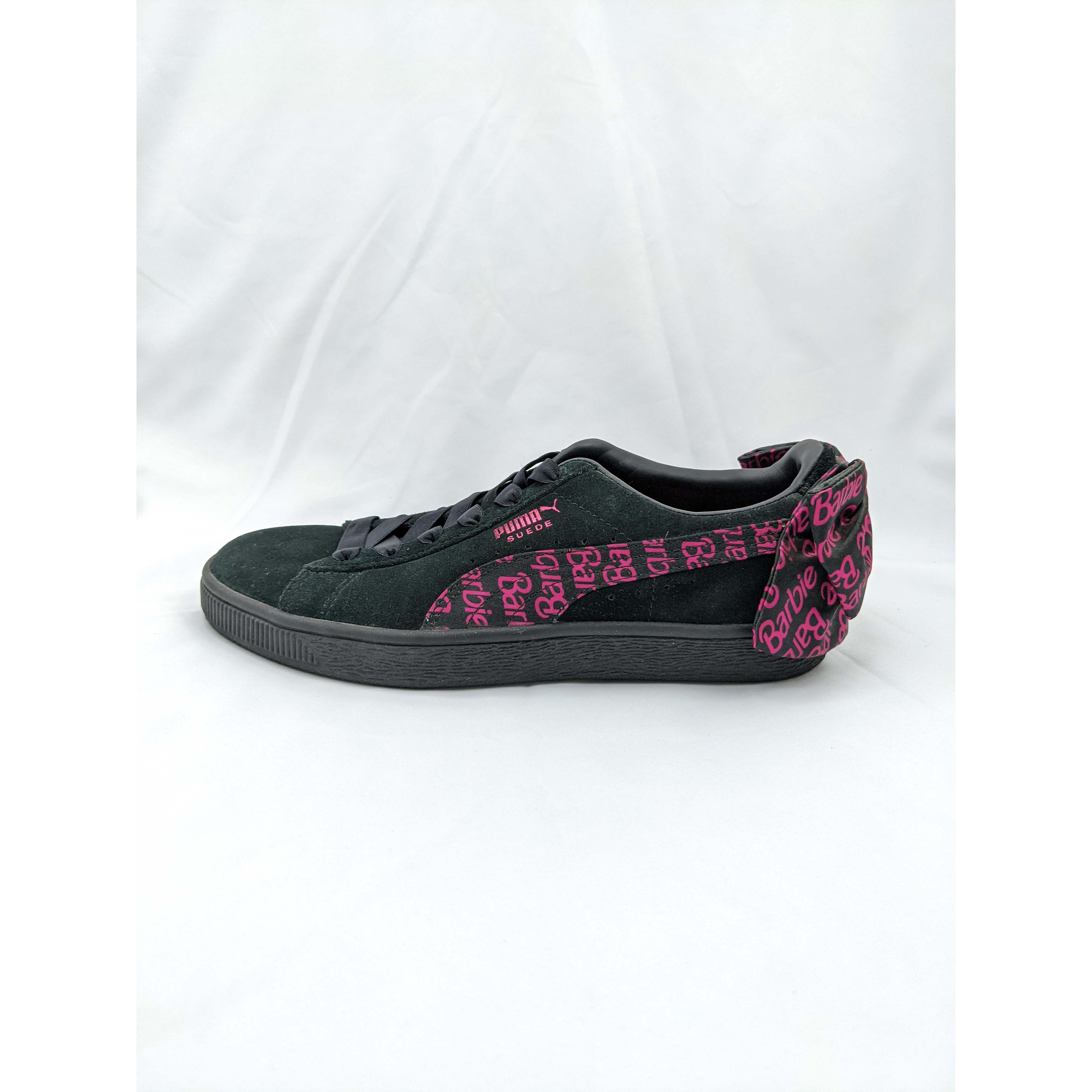 芭比娃娃联名 PUMA SUEDE CLASSIC X BARBIE 女休閒鞋 366337-01.