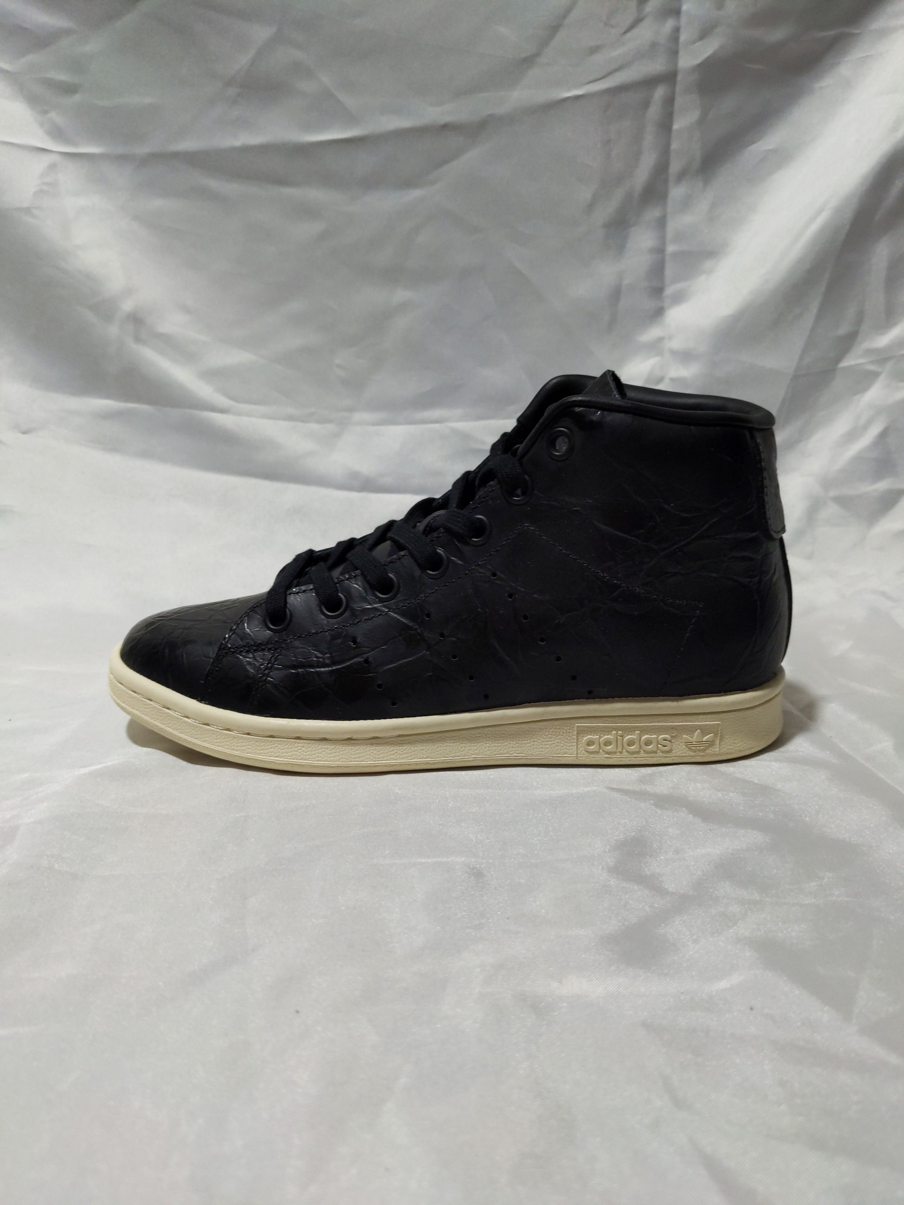 adidas Stan Smith Mid 女子高帮全皮做旧机车风休闲鞋 BB0110