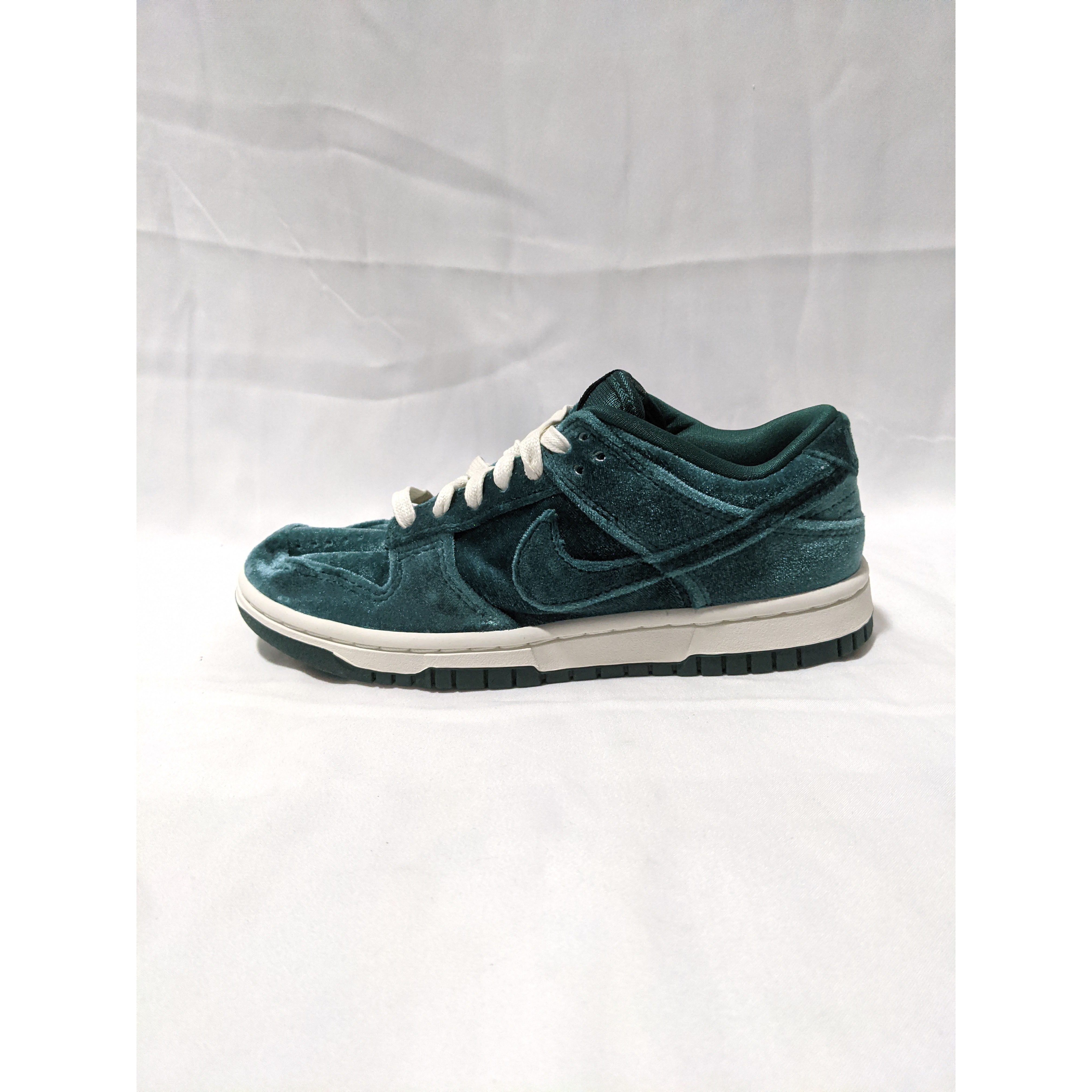 耐克 Nike Dunk Low Velvet Teal 女经典天鹅绒滑板鞋 DZ5224-300