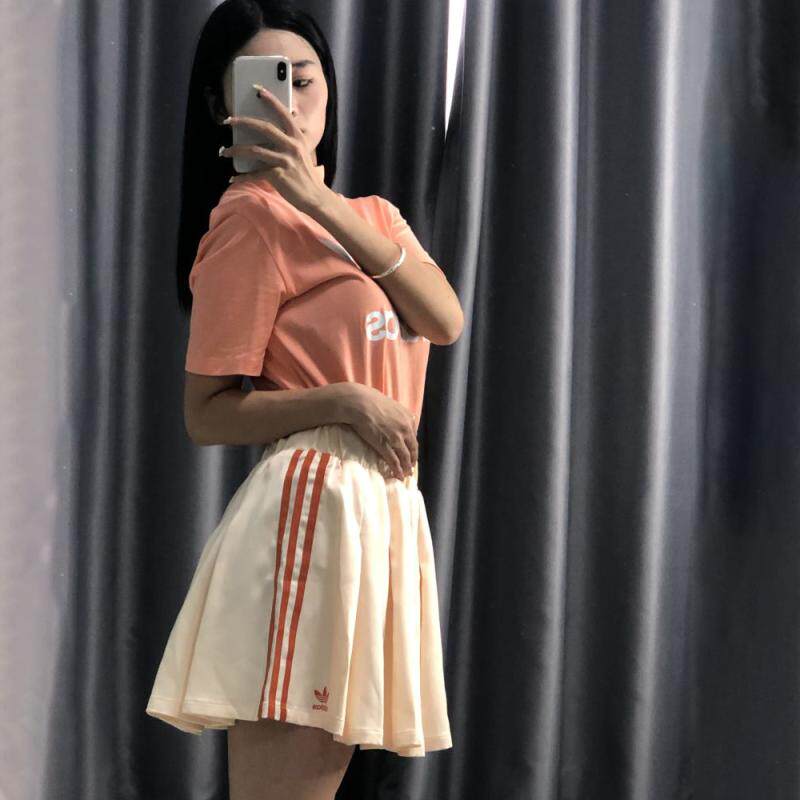 Adidas三叶草女子经典半身裙