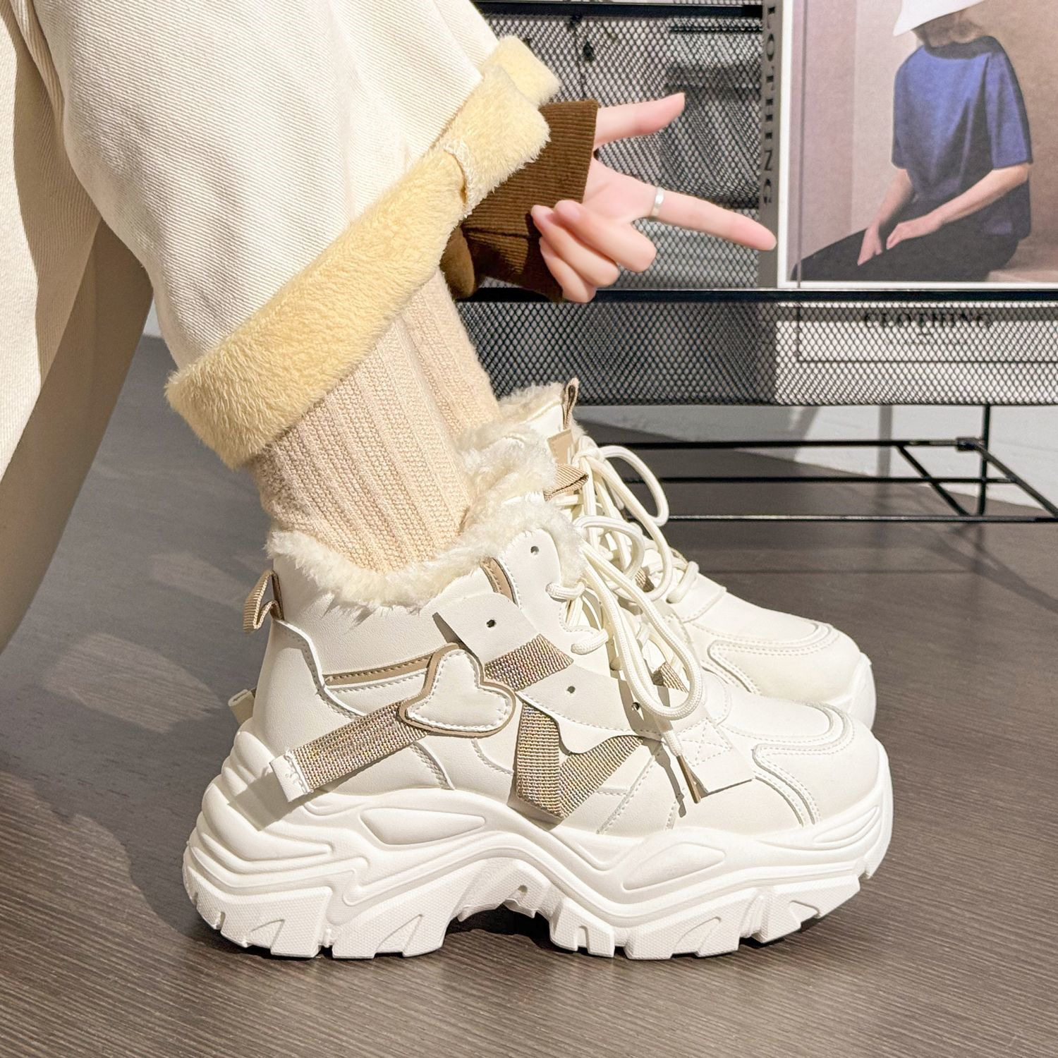 雪地靴女款冬季2025新款高帮老爹鞋东北保暖加绒加厚二棉鞋女,女鞋,浅口单鞋,淘宝优惠券,粉丝福利购,淘宝优惠卷