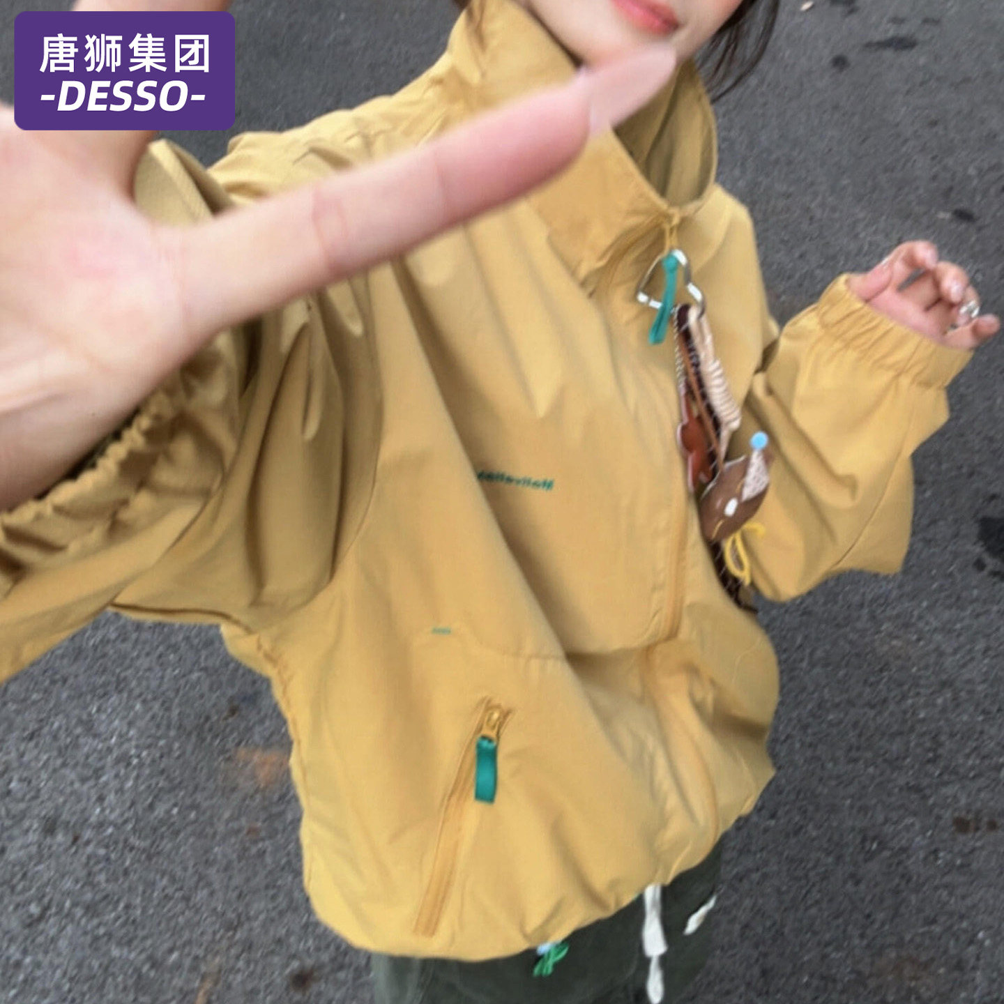 唐狮集团外套女款2026新款春秋季小个子防风美式棒球服运动冲锋衣图片