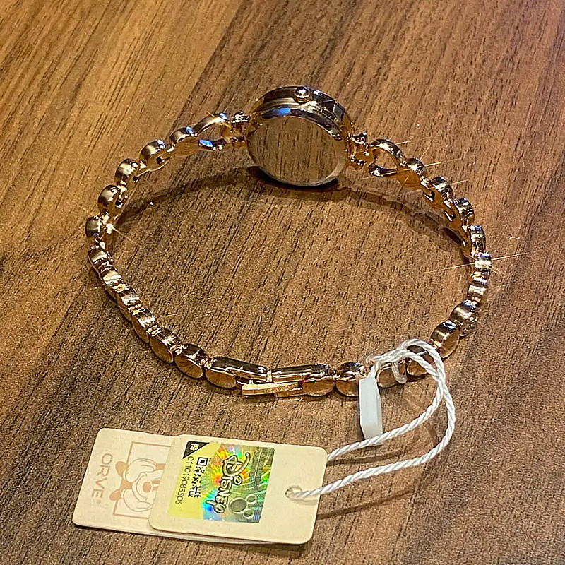 Disney迪士尼甜美轻奢手表经典小众简约时尚镂空爱心女表银色表盘