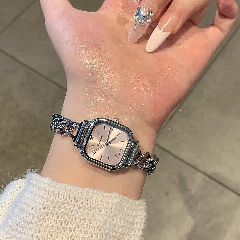 迪士尼手表女款轻奢高级感简约气质正品手链式手表女送女友礼盒