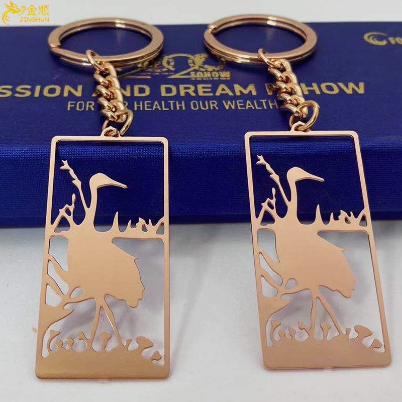 金属钥匙扣定制异型镂空挂件 箱包服饰小吊牌 景区文创纪念品