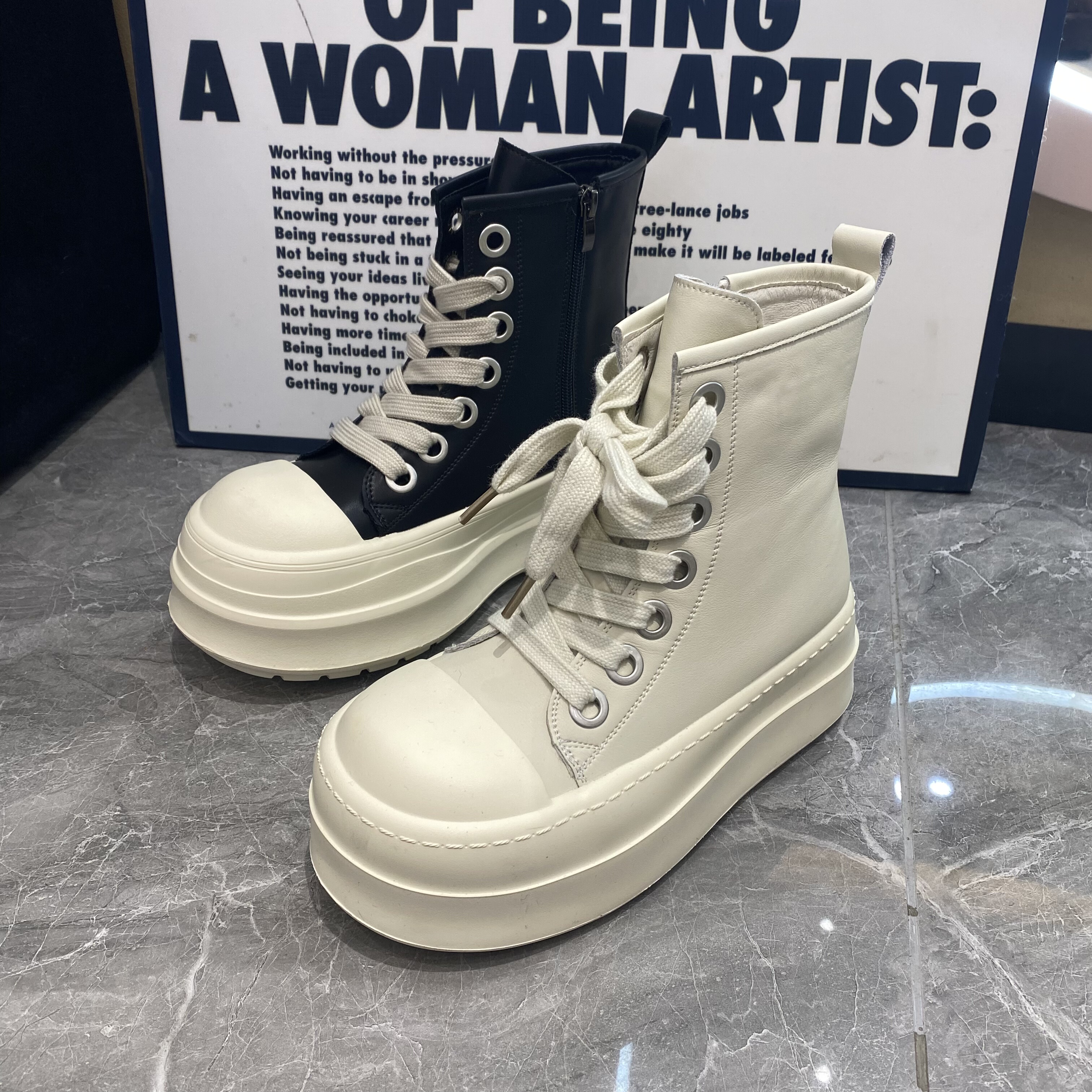 2025冬季女靴超轻松糕厚底加棉短靴真皮大棉马丁靴女潮靴女棉鞋