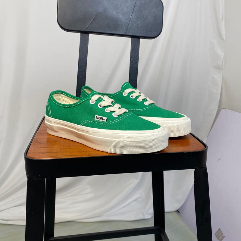 VANS范斯低帮帆布休闲板鞋