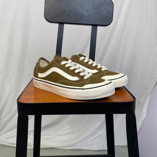 VANS范斯Style136低帮帆布鞋