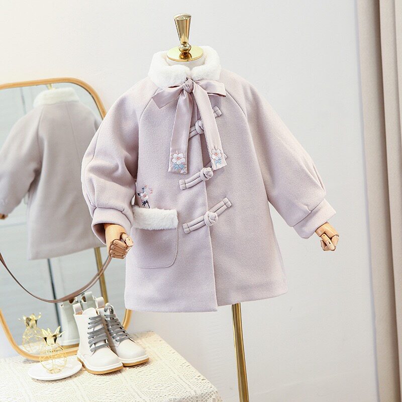秋冬新款女童韩版甜美绣花口袋可卸围脖公主夹棉呢子大衣外套