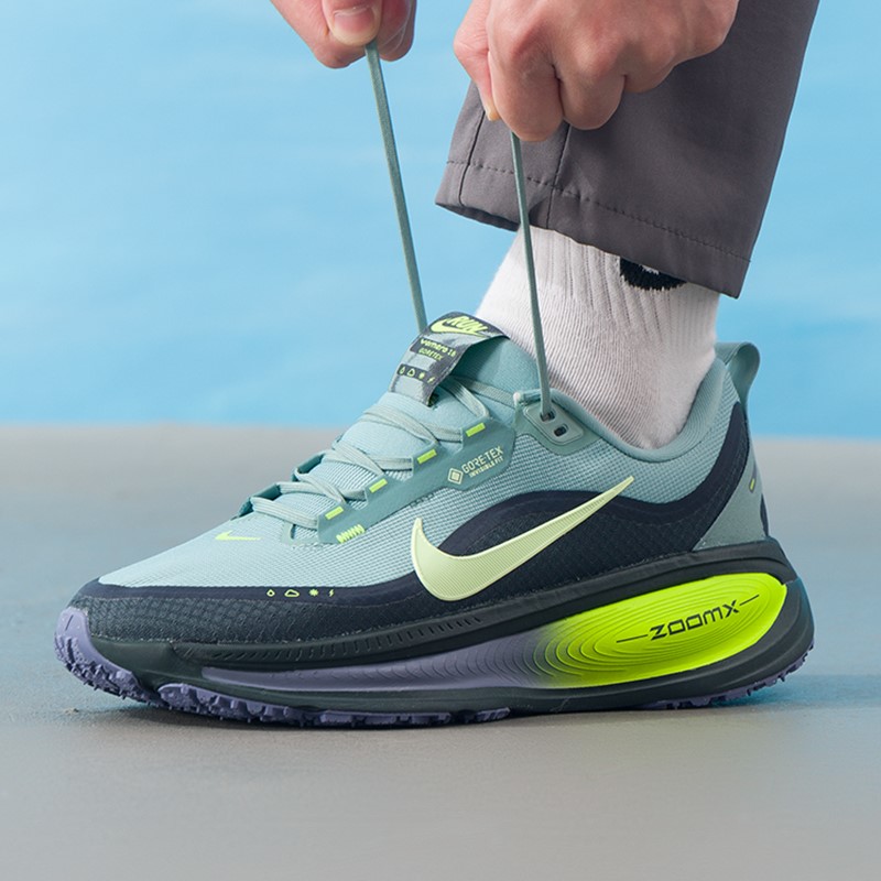 NIKE耐克男鞋跑步鞋25冬ZOOMX训练绿色低帮运动鞋HQ7001-300-001