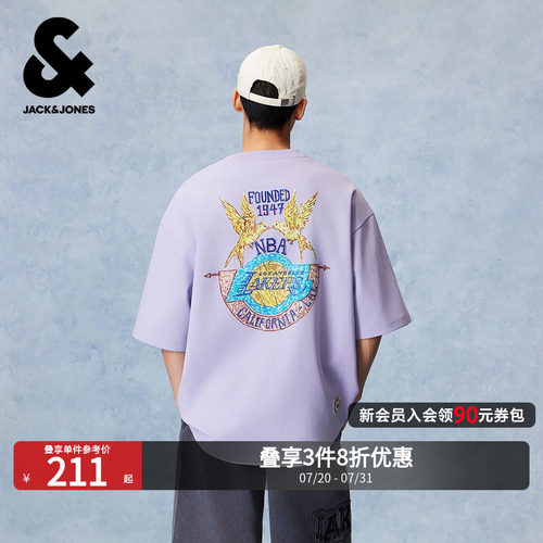oversize版型，圆领胸前洛杉矶湖人队logo
