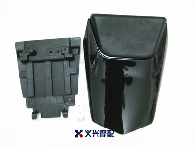 R1 00-01年 后驼峰 后座盖 后尾盖