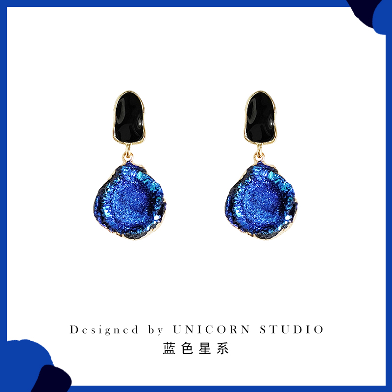 小众高级感克莱因蓝色星系银耳环
