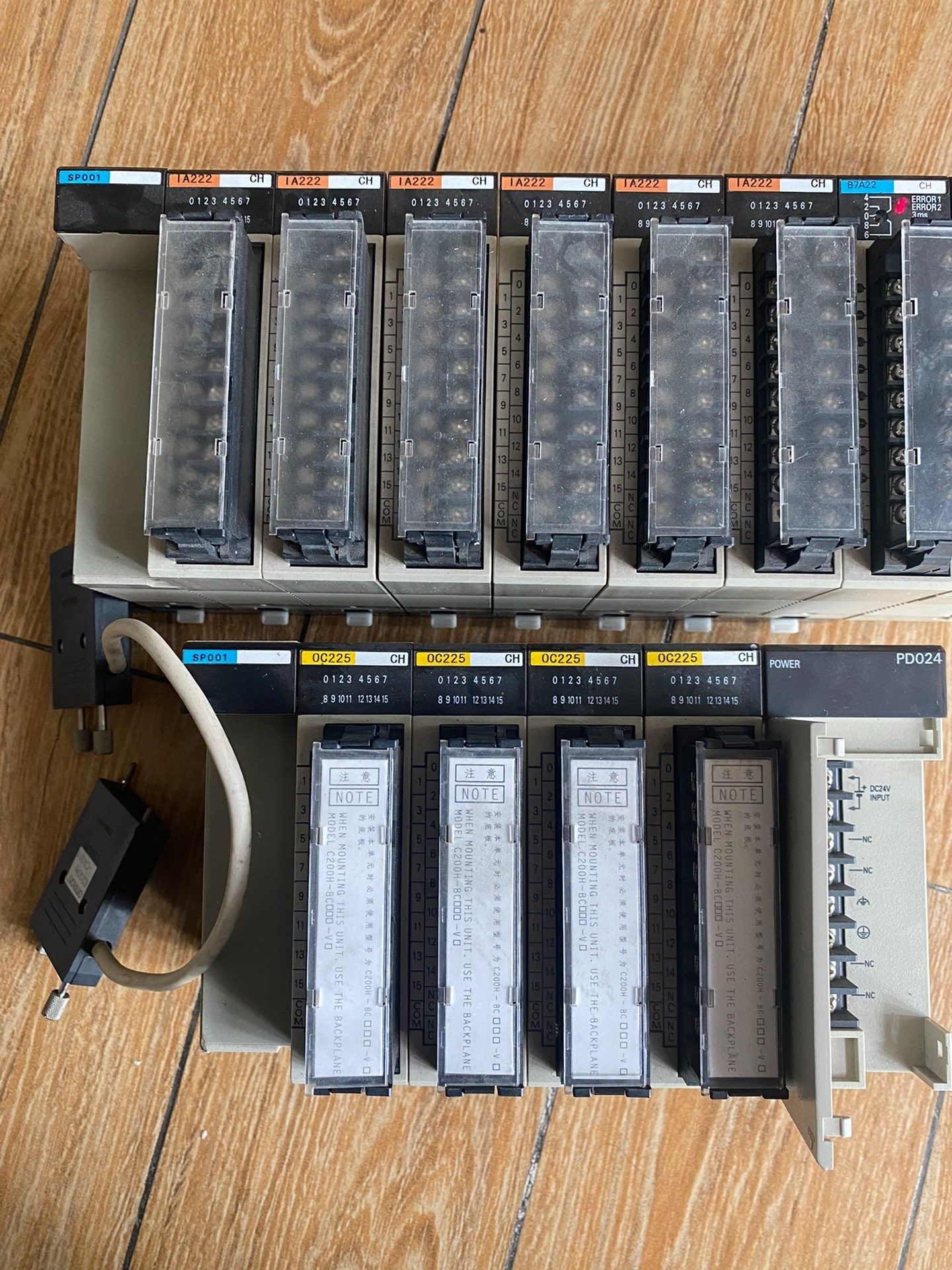 欧姆龙PLC  SYSMAC C200HE;全新原装拍前请询价