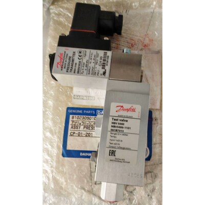 丹佛斯压力传感器MBS 5100,060N1035 0-6bar全新拍前请询价