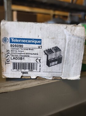 全新施耐德TeSys终端块 LAD3B1 型号805090全新拍前请询价